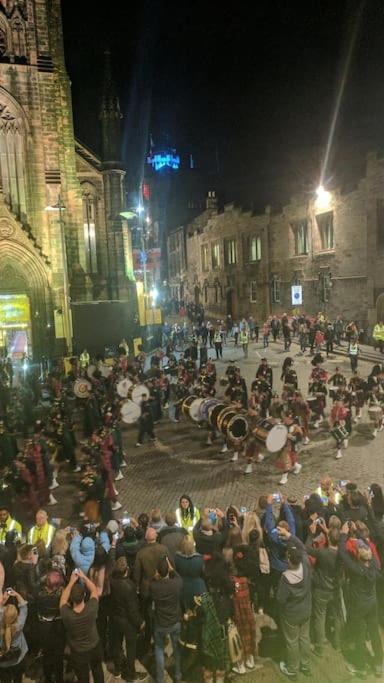 Royal Mile Apt, Just 1 Min From Edinburgh Castle! エクステリア 写真