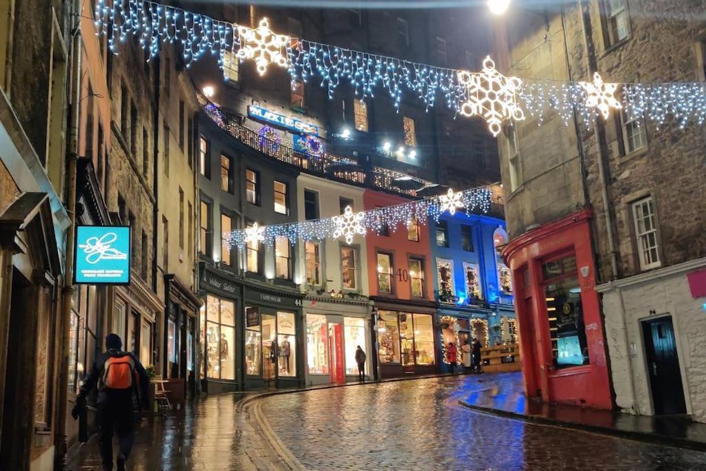Royal Mile Apt, Just 1 Min From Edinburgh Castle! エクステリア 写真