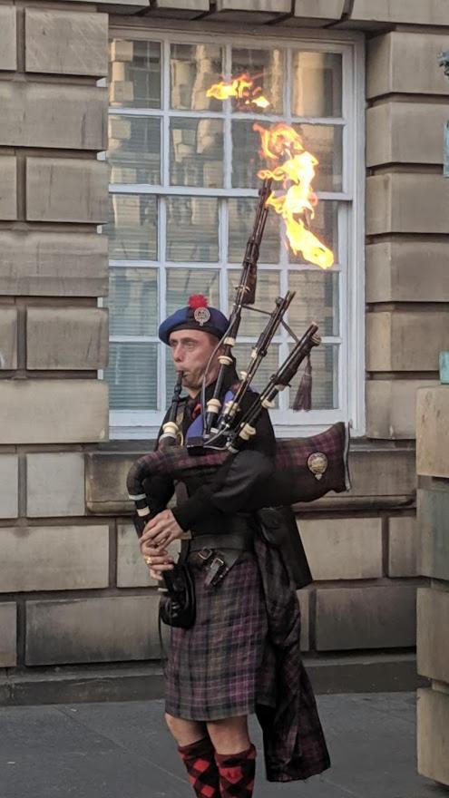 Royal Mile Apt, Just 1 Min From Edinburgh Castle! エクステリア 写真